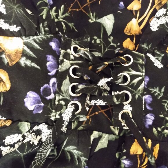 Lace Front Midi Dress - Picture 7 of 8